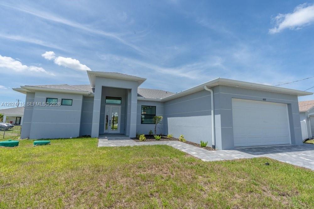 4203 11th Street W Property Photo 1