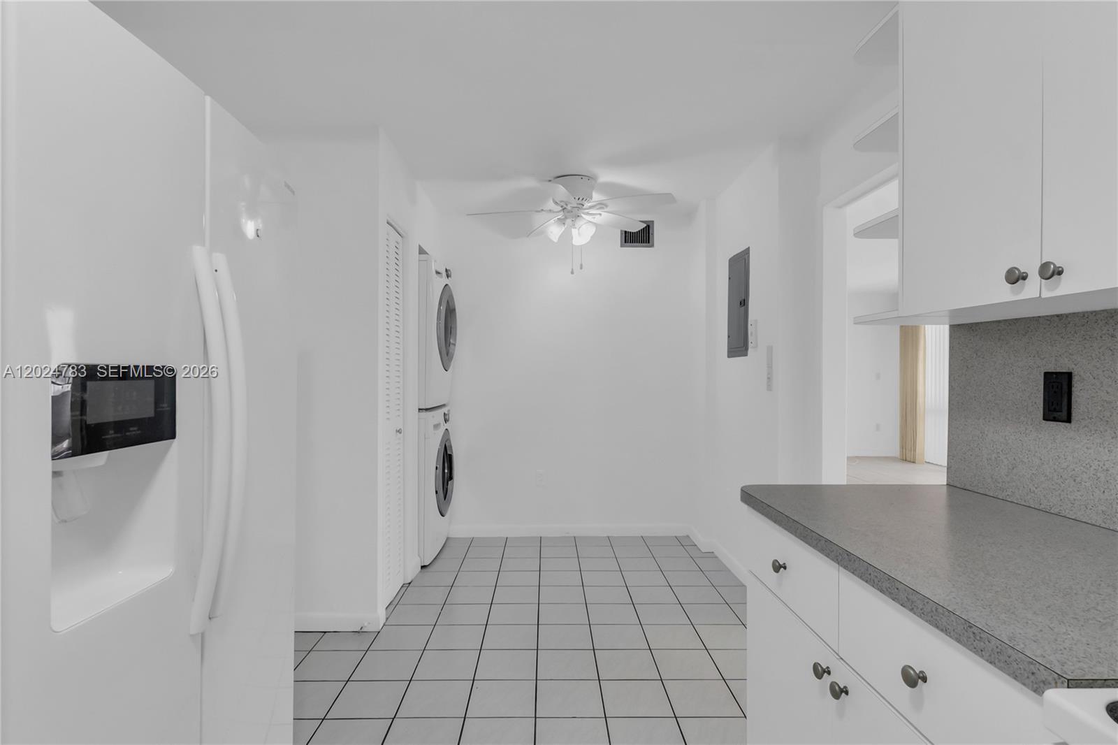13951 Kendale Lakes Circle 208a Property Photo 9