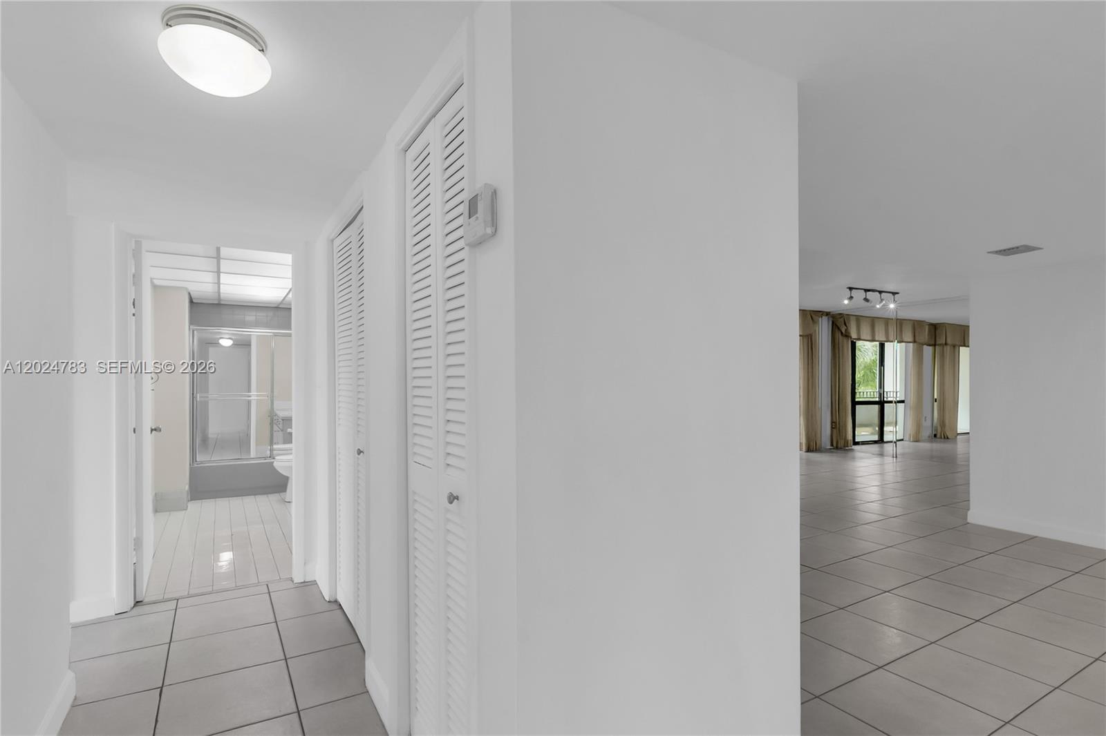 13951 Kendale Lakes Circle 208a Property Photo 15