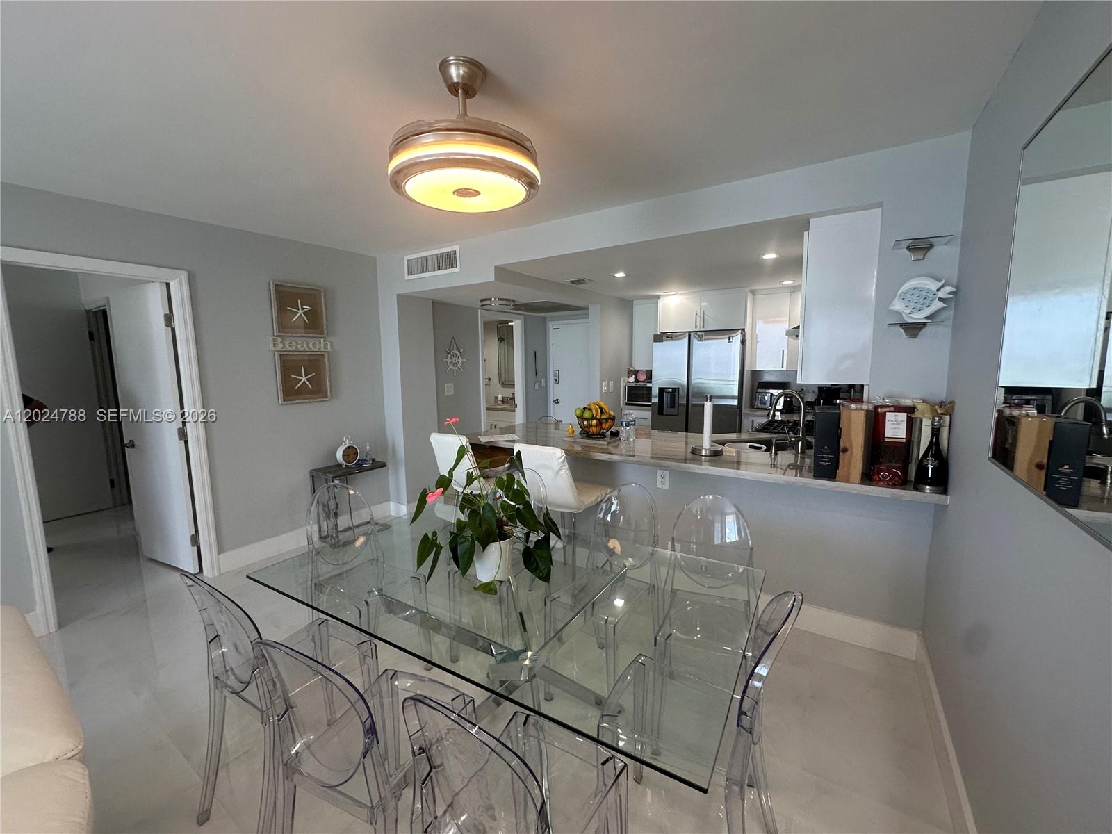 2030 S Ocean Drive 916 Property Photo 6
