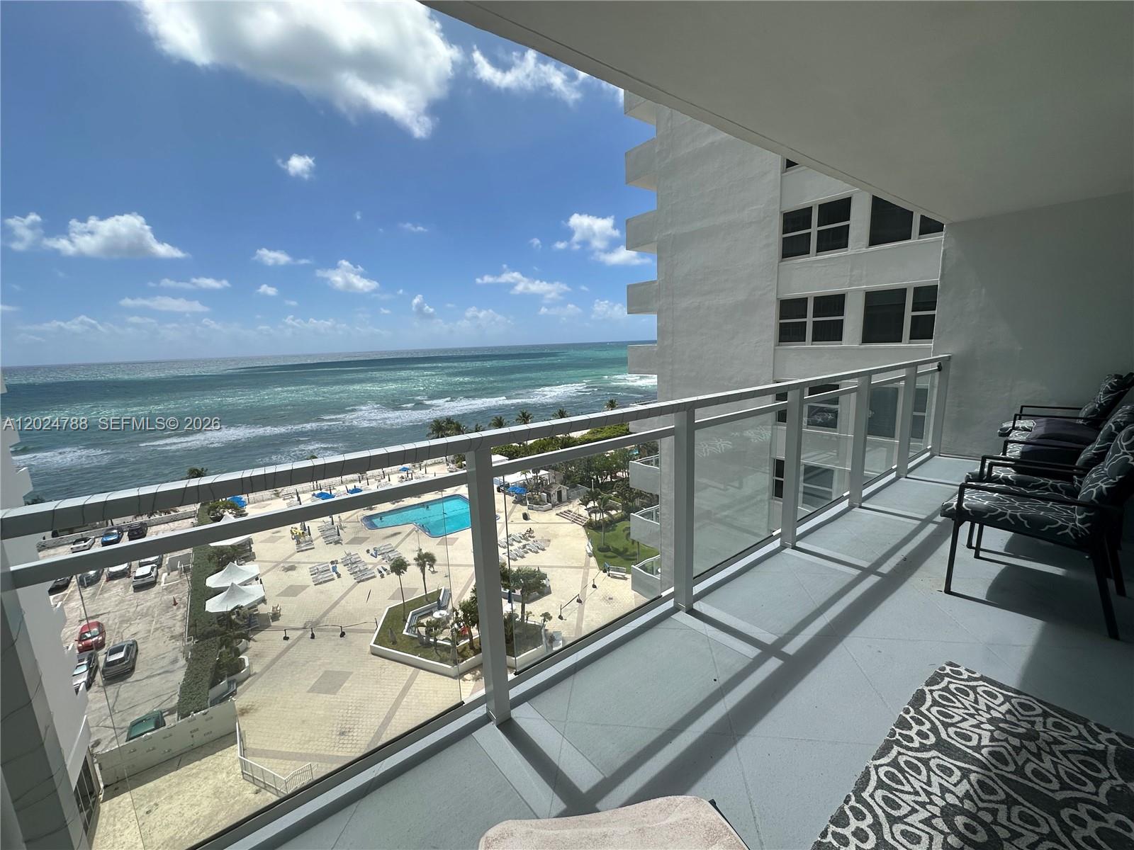 2030 S Ocean Drive 916 Property Photo 10