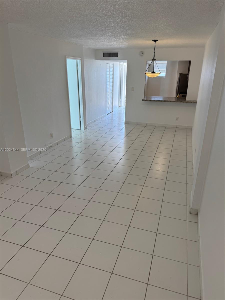 2903 N Miami Beach Boulevard 907 Property Photo 10
