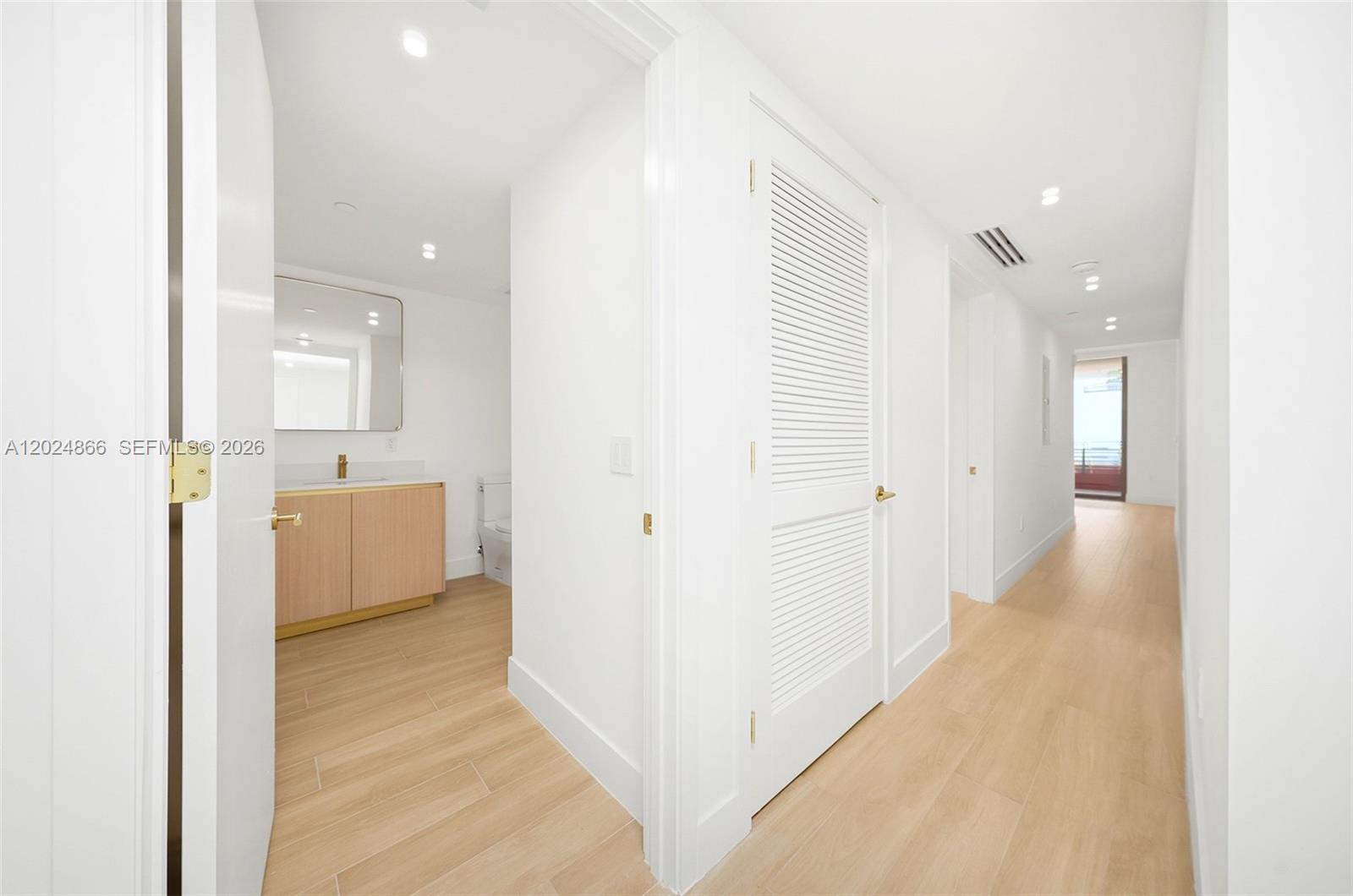 90 Ne 32 412 Property Photo 8