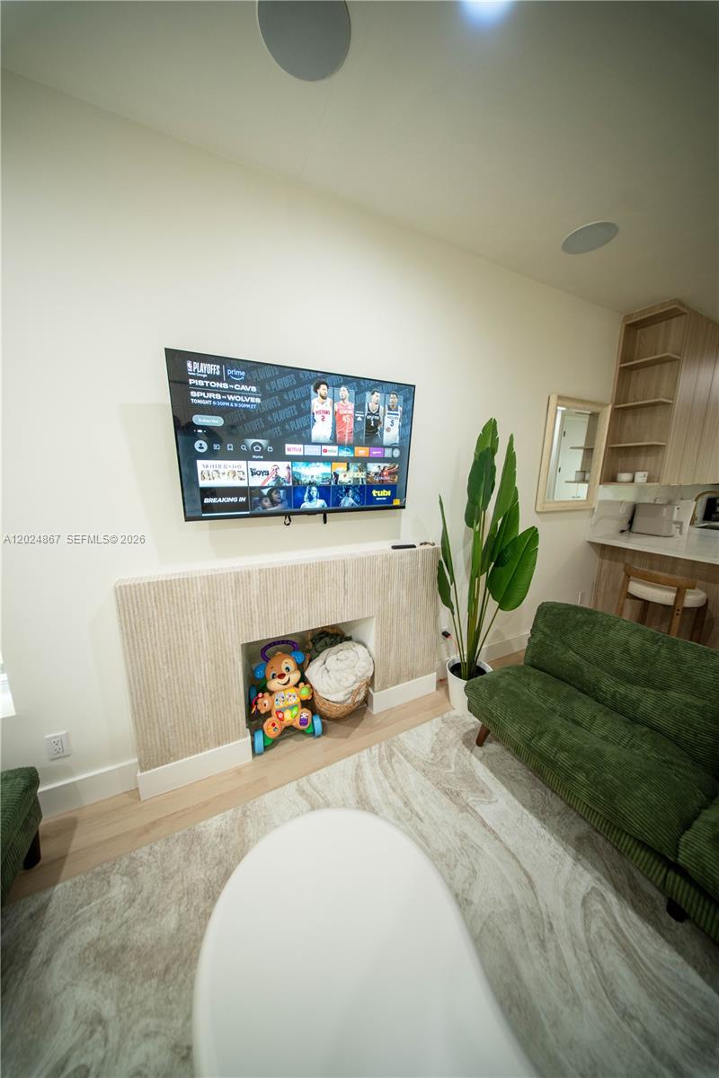 247 Nw 58th Street Property Photo 23