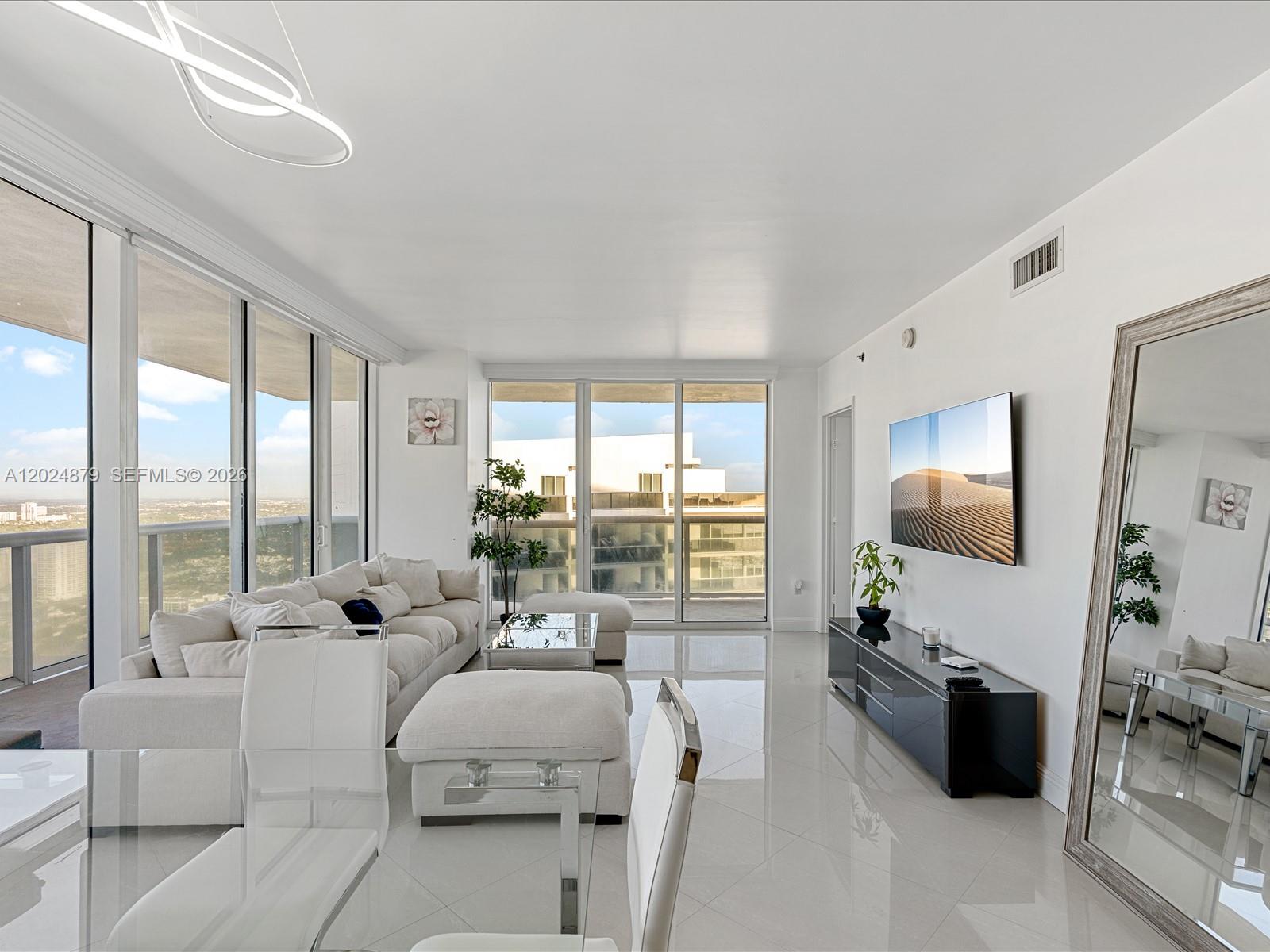 1830 S Ocean Drive 4508 Property Photo 14