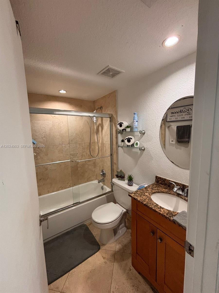 8411 Forest Hills Drive 308 Property Photo 10