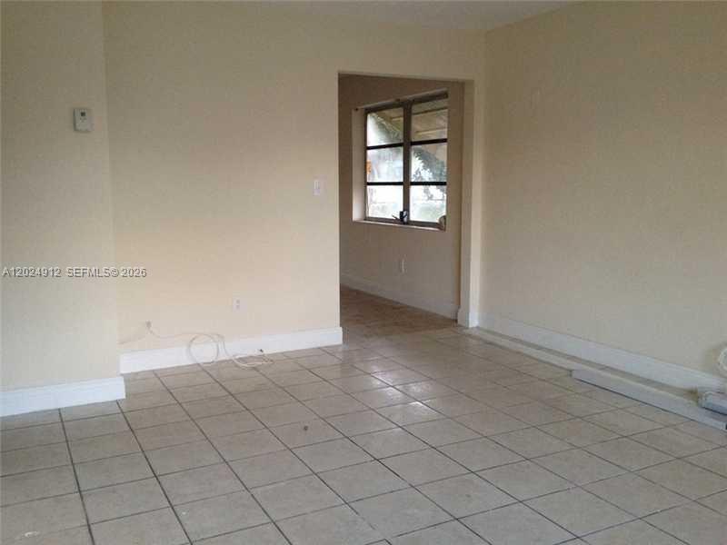 A12024912 Property Photo 2