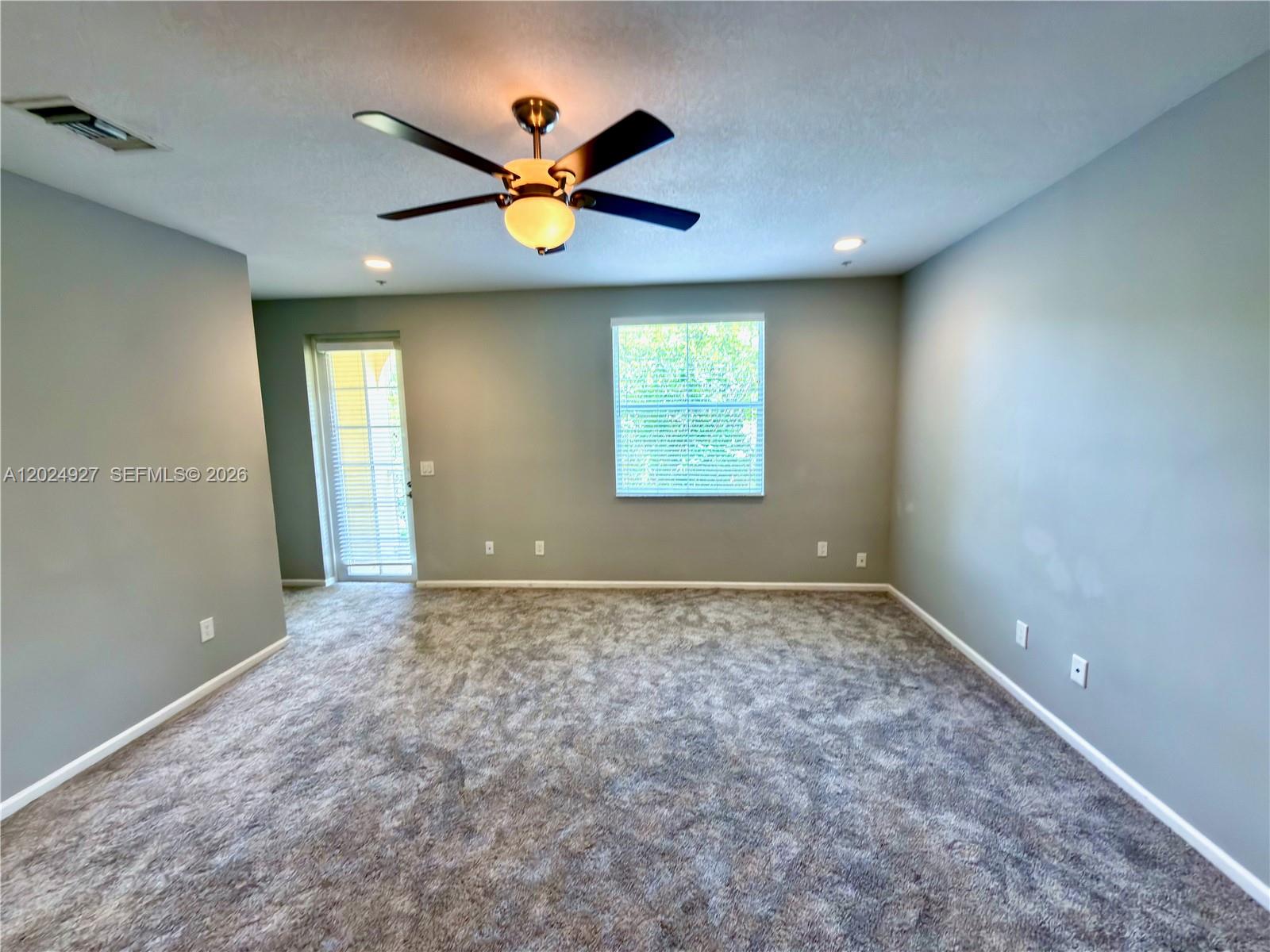 3909 White Peacock Lane Property Photo 5