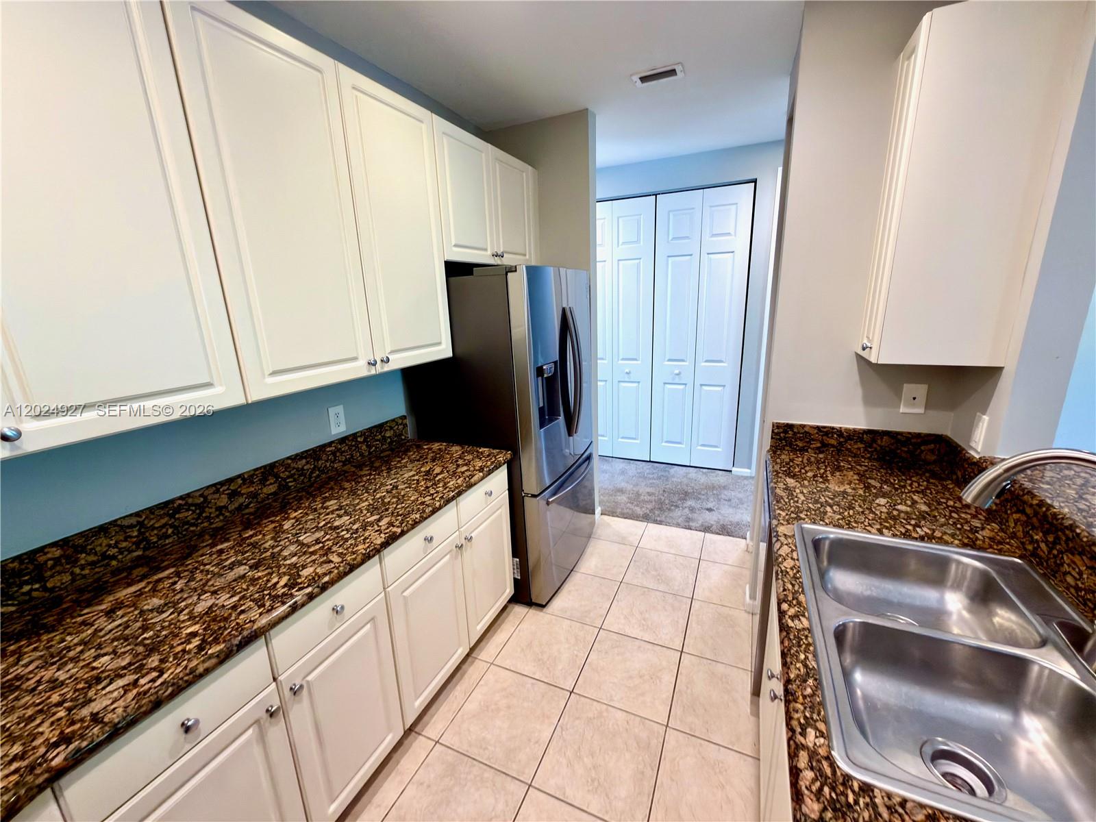 3909 White Peacock Lane Property Photo 10