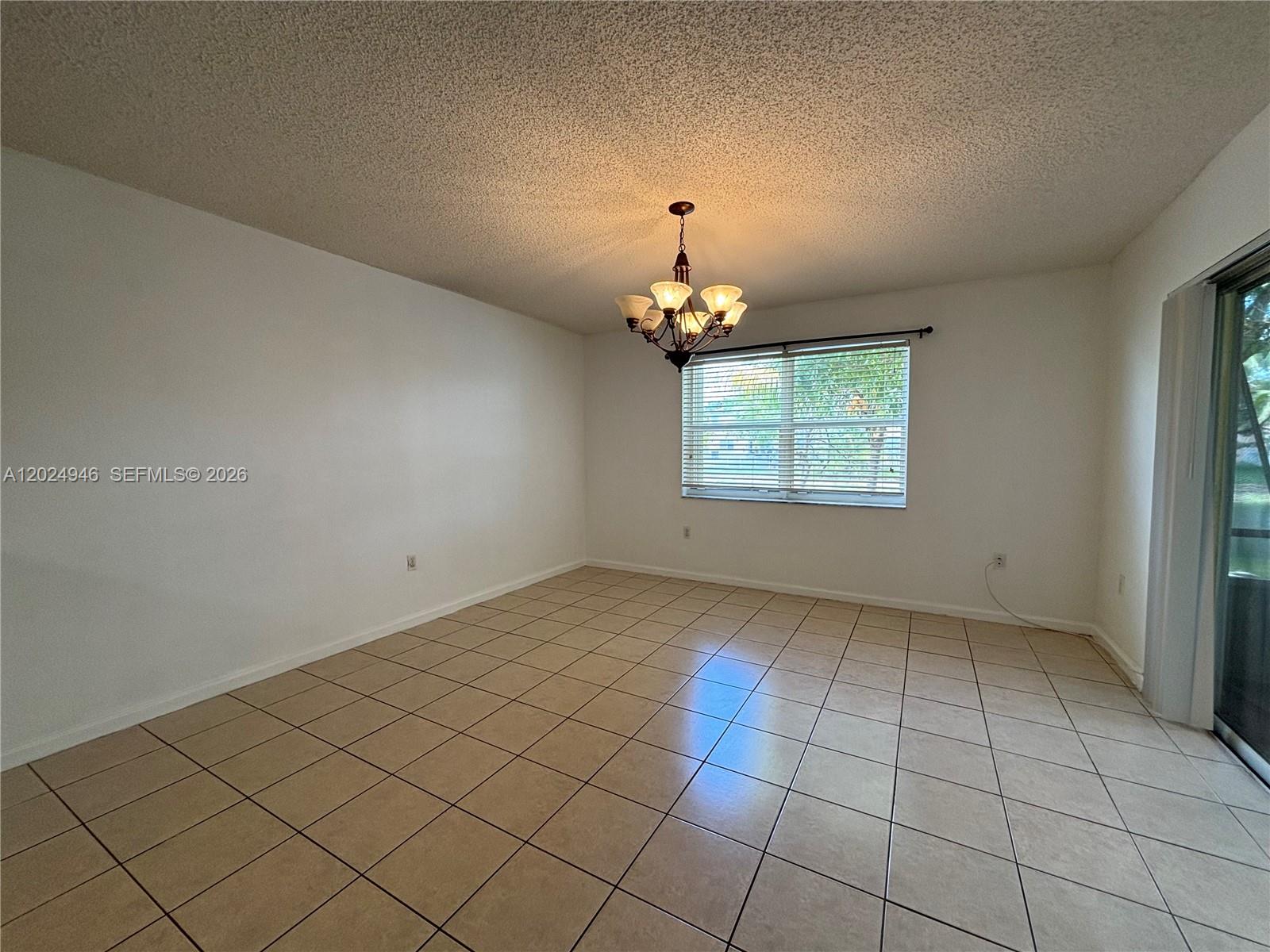 9283 Nw 54th Street Property Photo 6