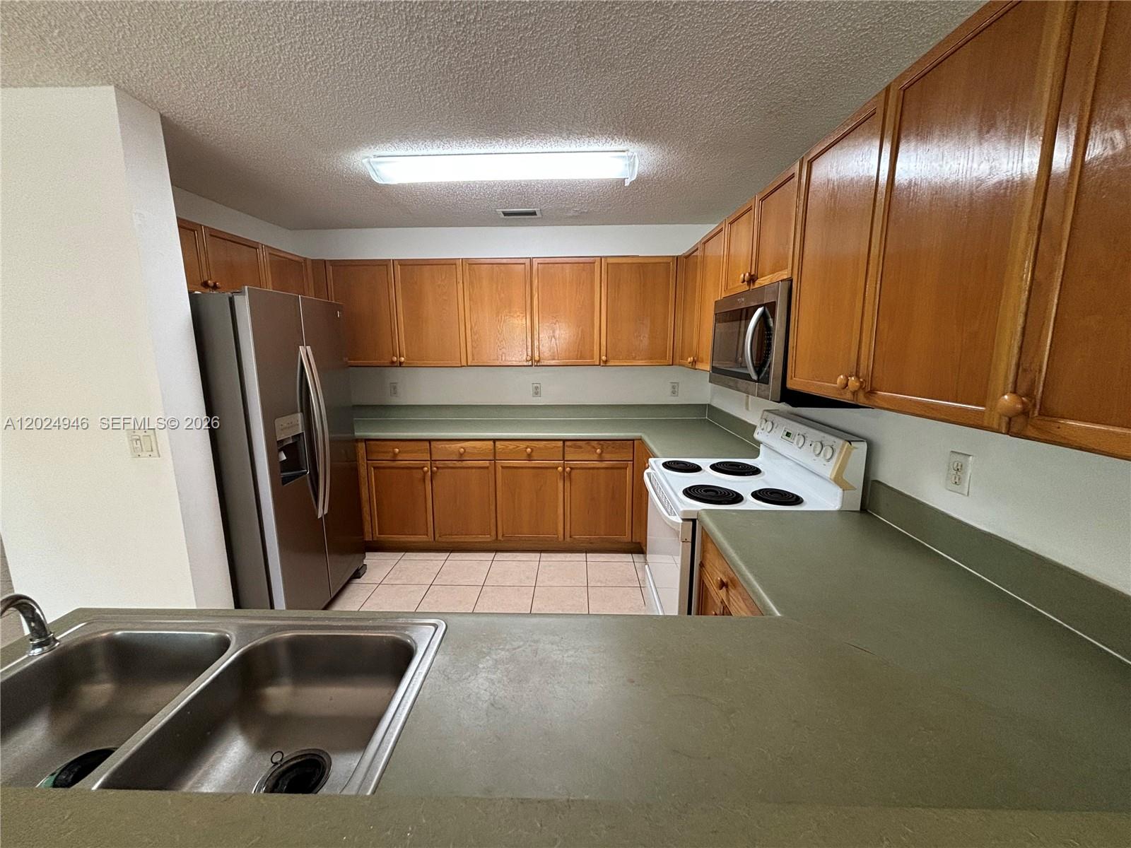 9283 Nw 54th Street Property Photo 10