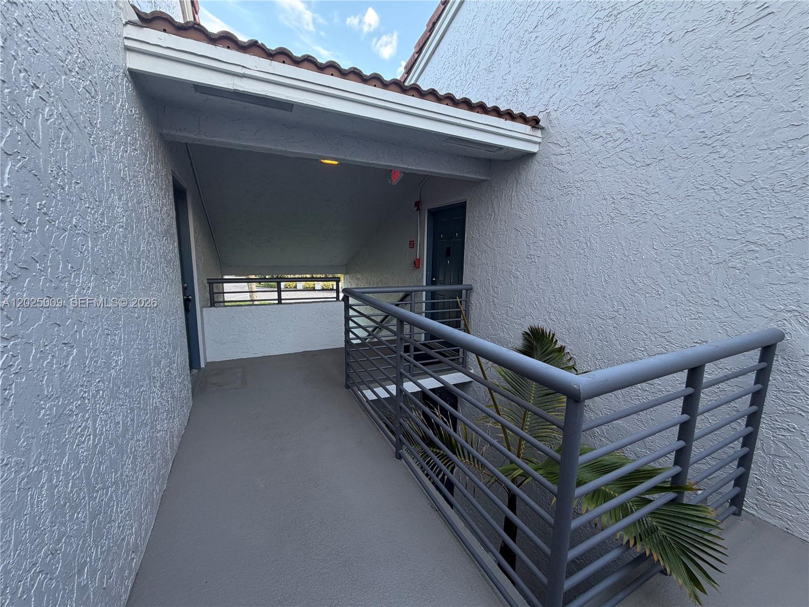 951 Lyons Road 6206 Property Photo 13