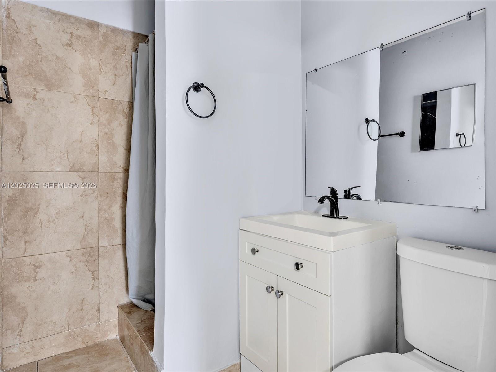 A12025025 Property Photo 49