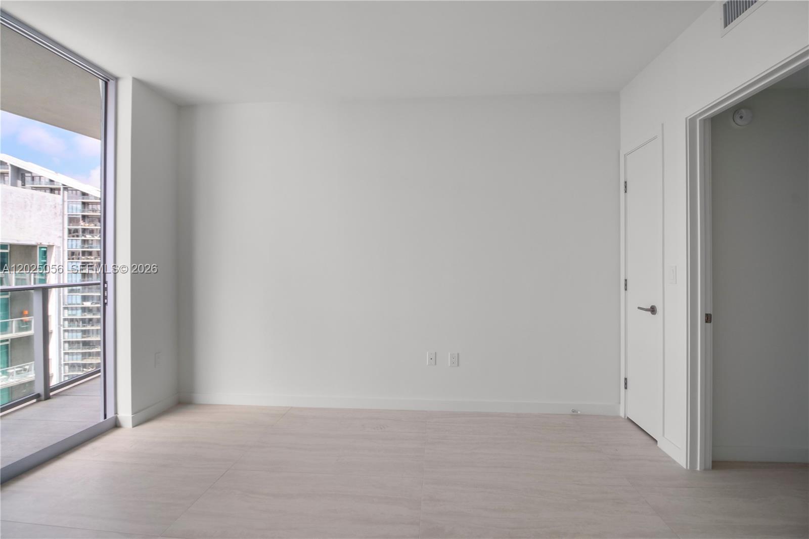 77 Se 5th Street 4208 Property Photo 34