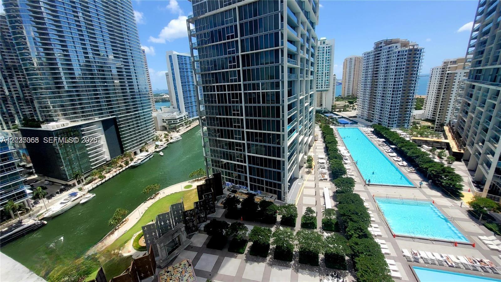 485 Brickell Avenue 2311 Property Photo 1