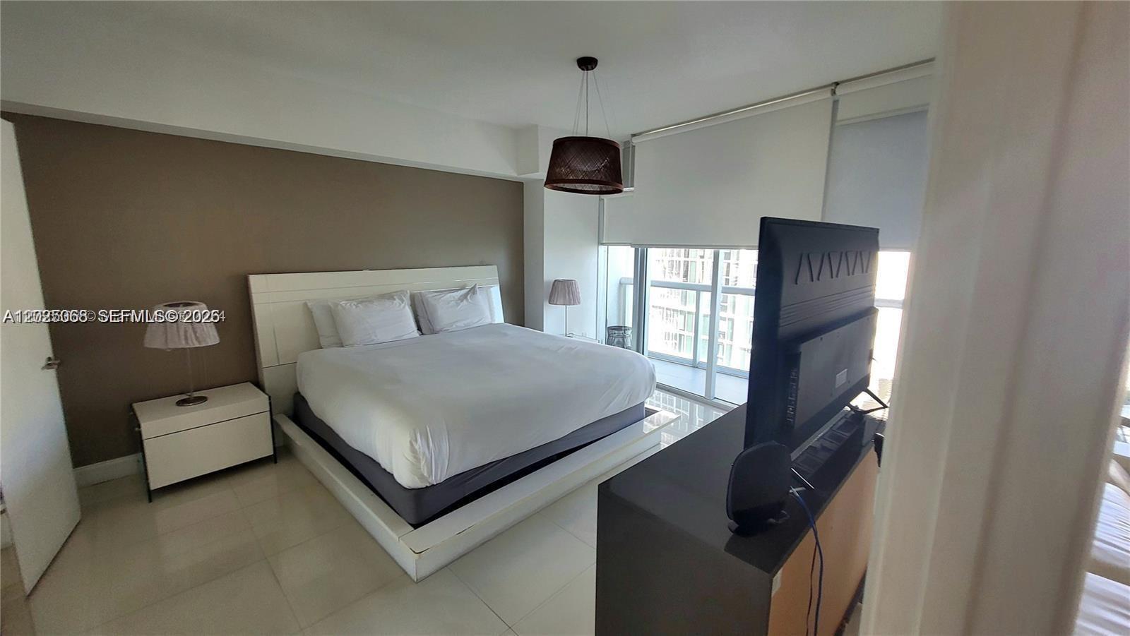 485 Brickell Avenue 2311 Property Photo 6