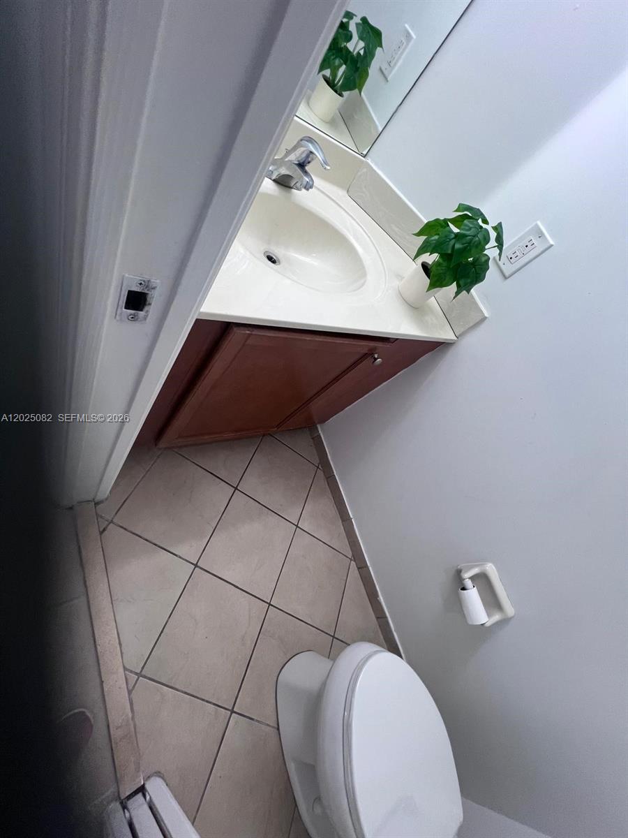 11601 Nw 89th Street 222 Property Photo 43