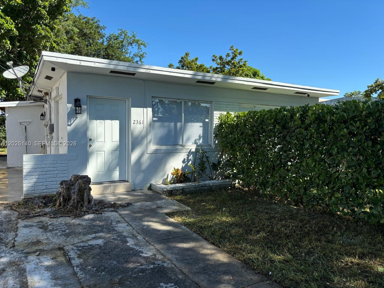 2359 Nw 32nd Street Property Photo 2