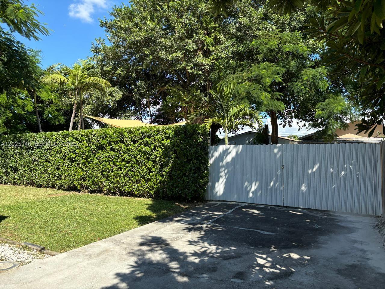 2359 Nw 32nd Street Property Photo 4