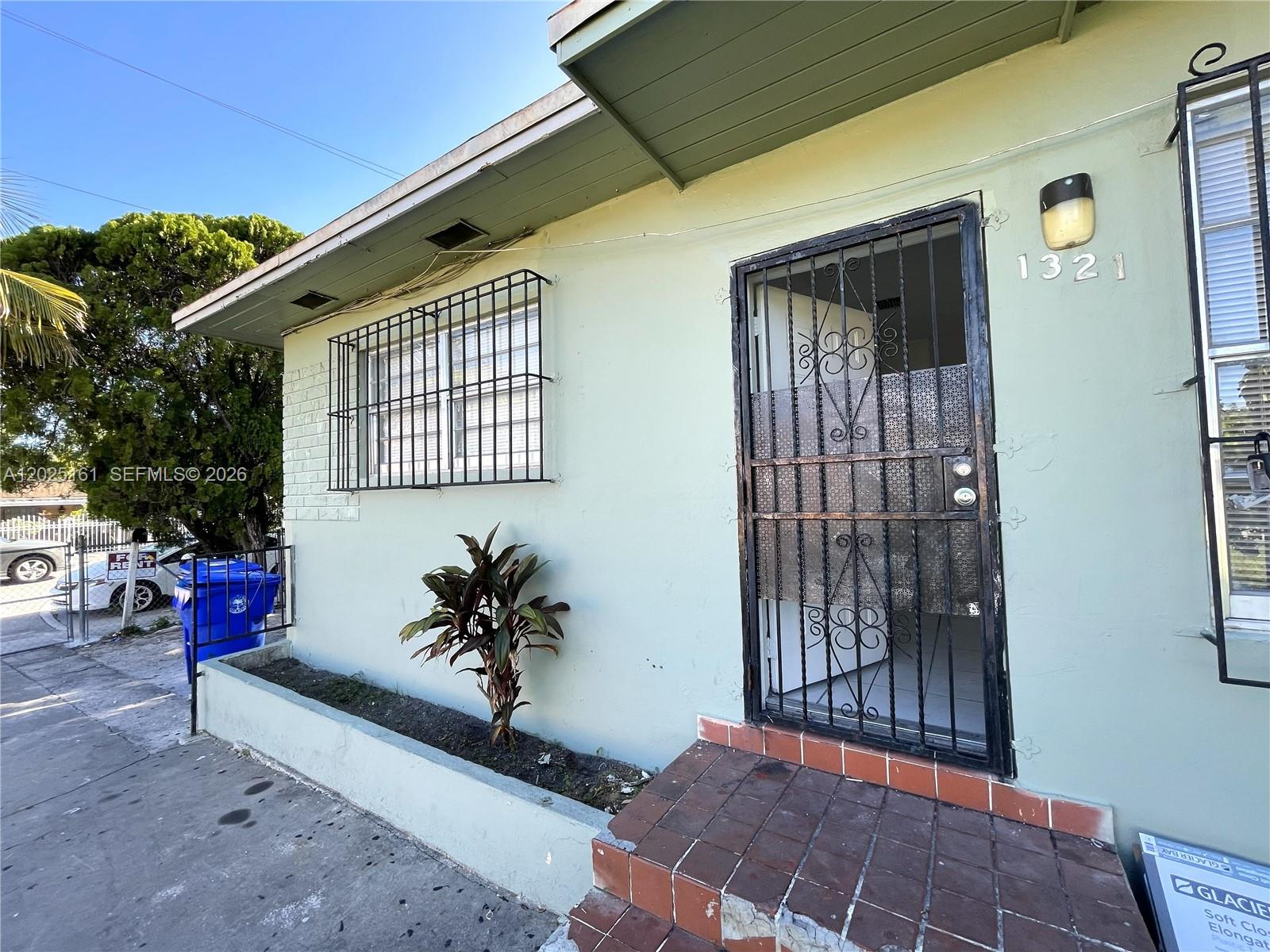 1321 NW 28th Street Property Photo 1