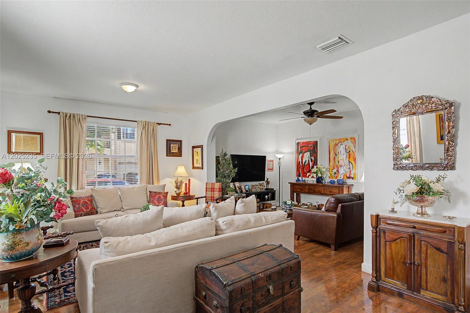 12853 Sw 135th Street Property Photo 4