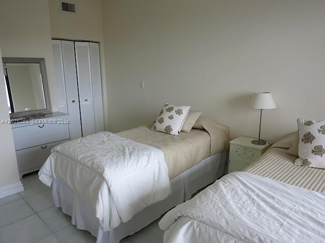 201 Crandon Boulevard 1027 Property Photo 9