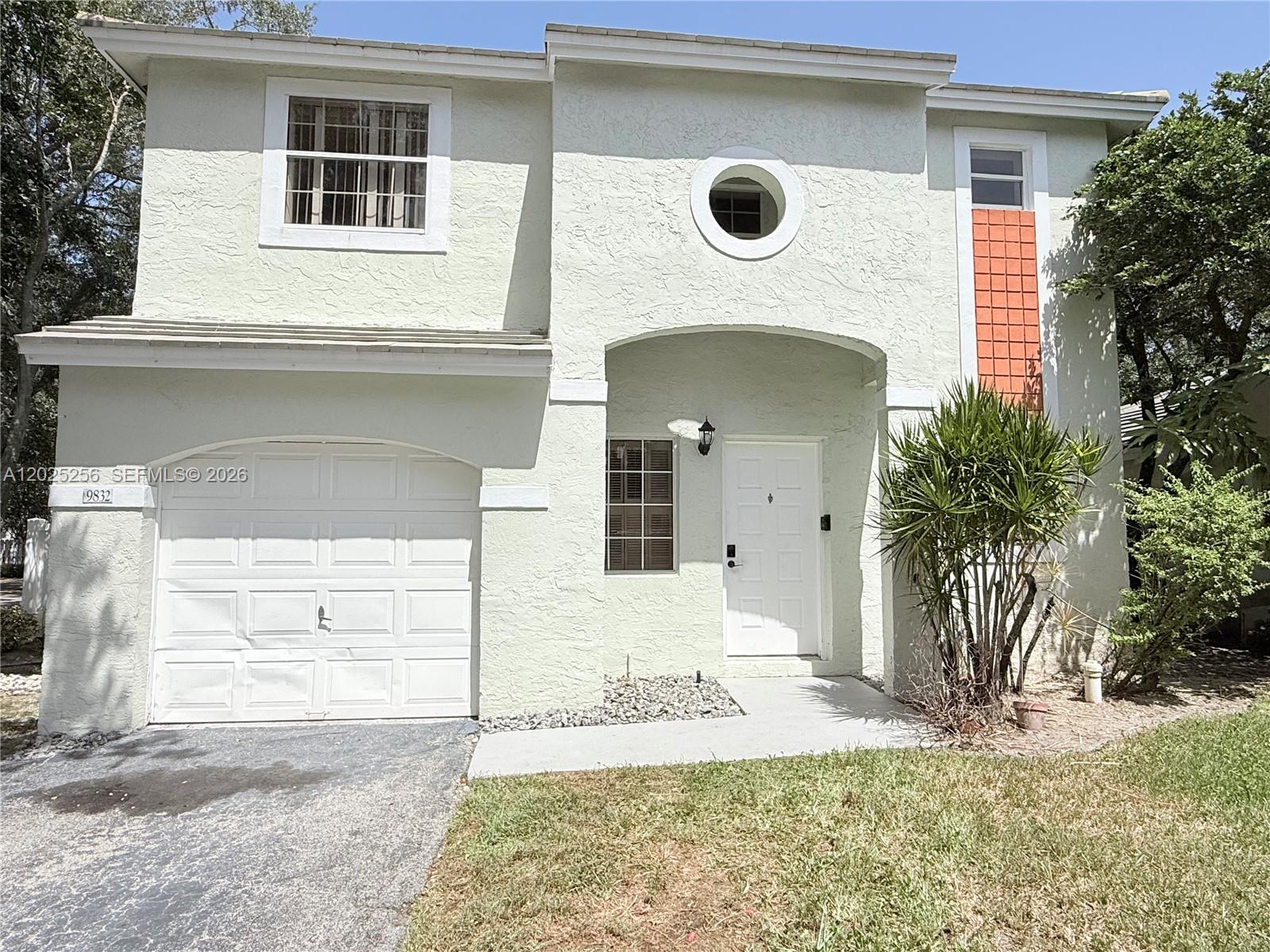 9832 NW 9th Court Property Photo 1