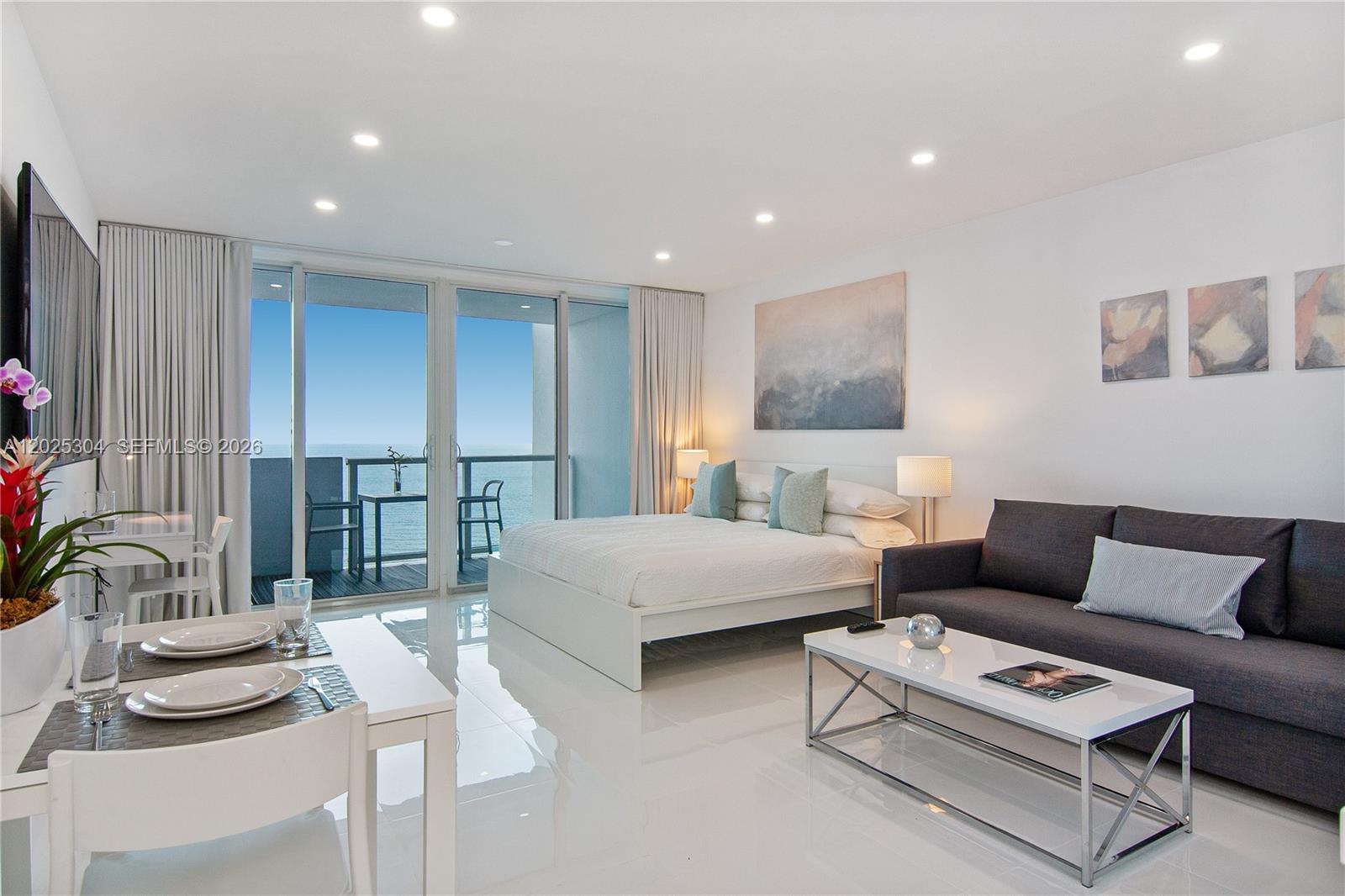 5445 Collins Avenue 1730 Property Photo 1
