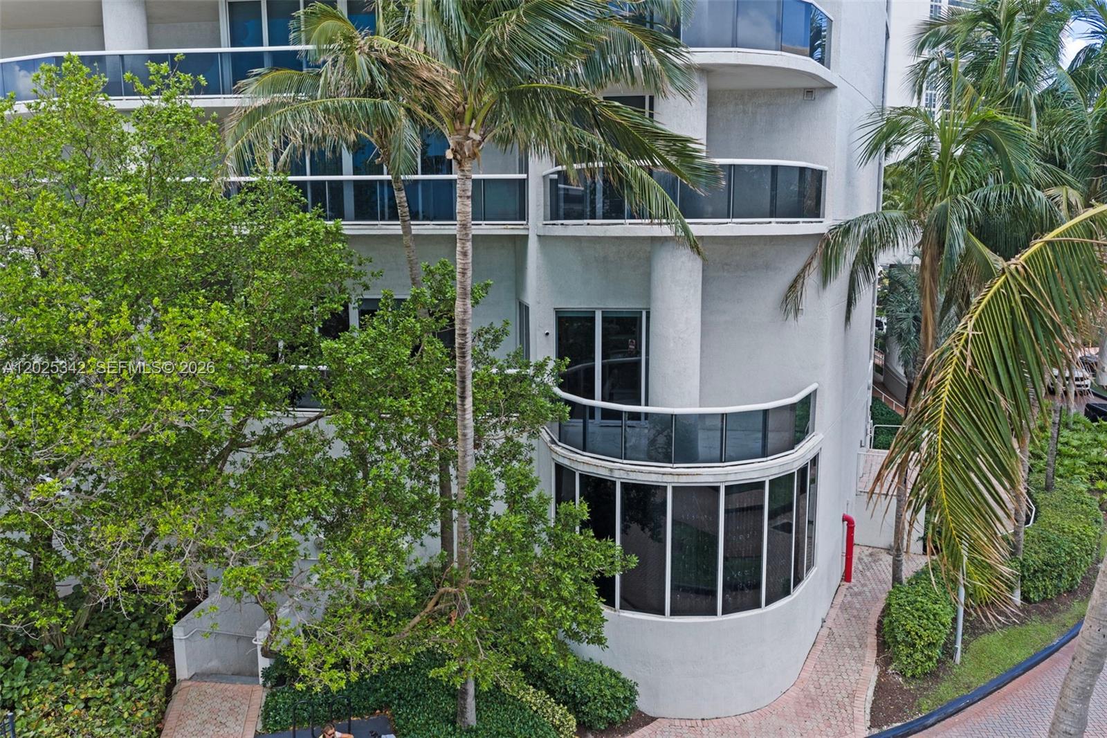 1800 S Ocean Drive 310 Property Photo 23