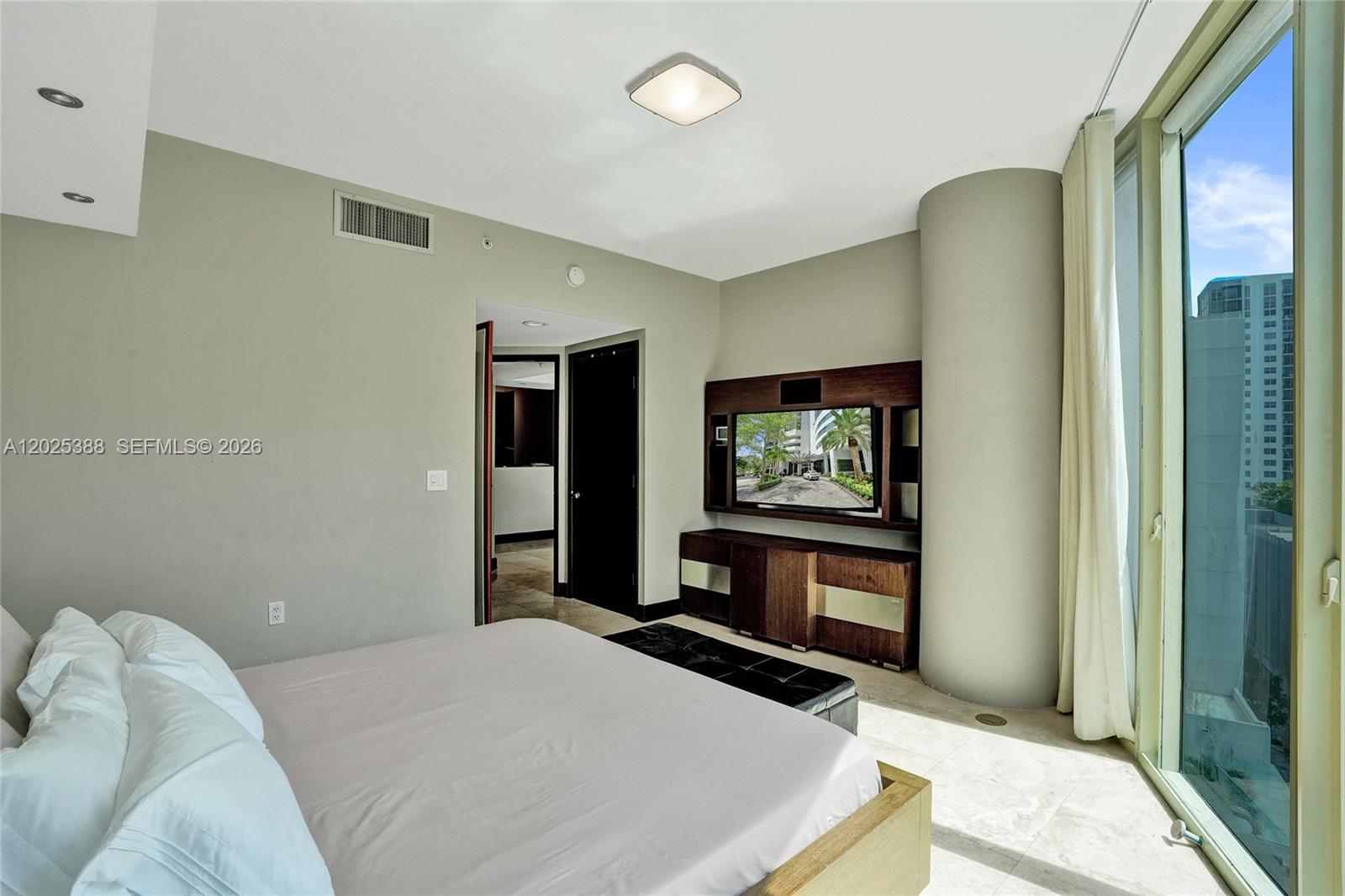 333 Las Olas Way 1608 Property Photo 22