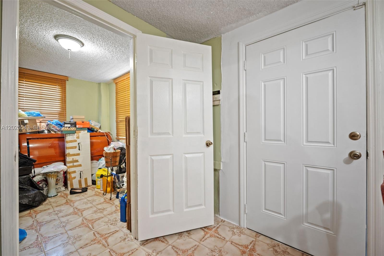 1053 Nw 28th Street Property Photo 6