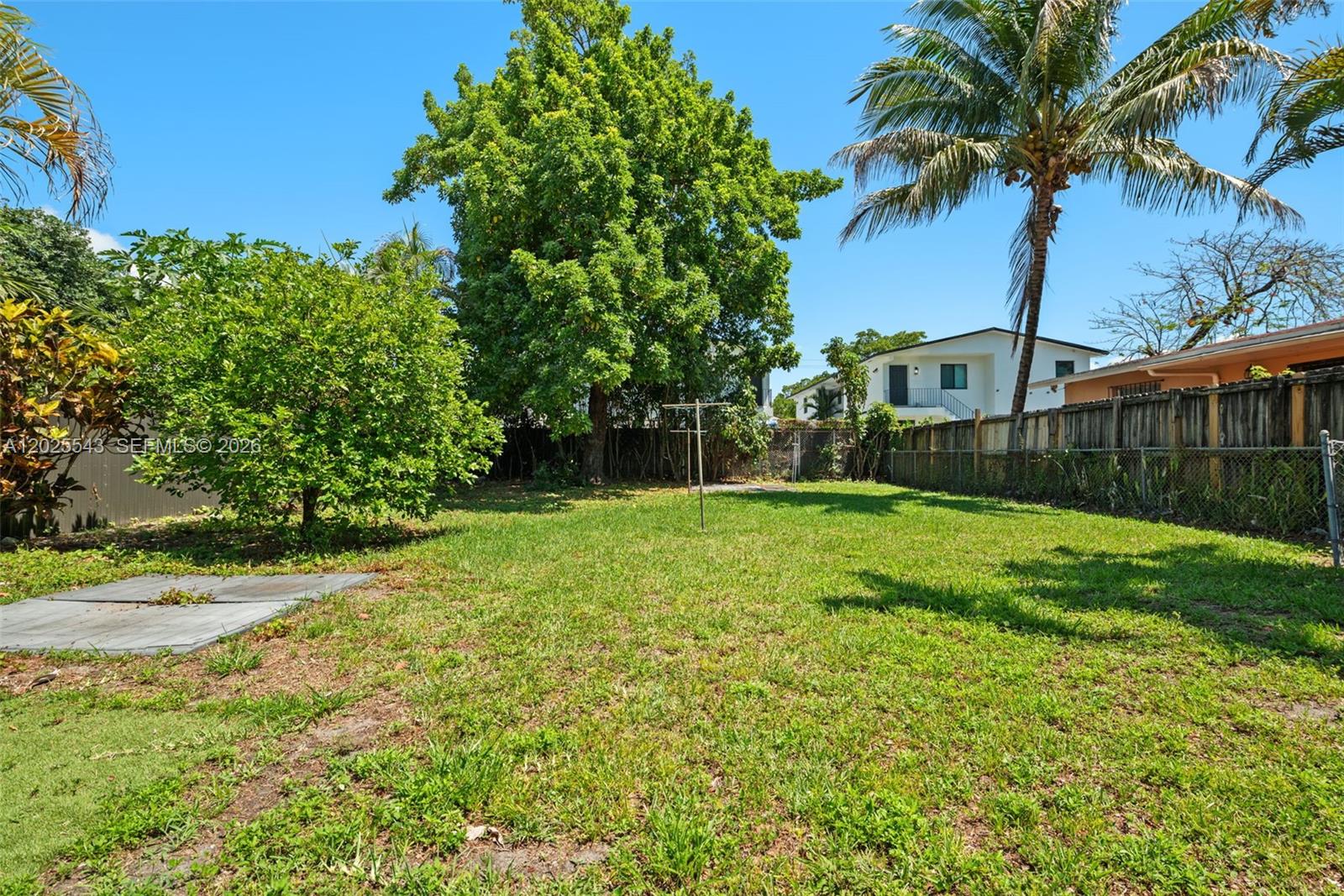 1053 Nw 28th Street Property Photo 24