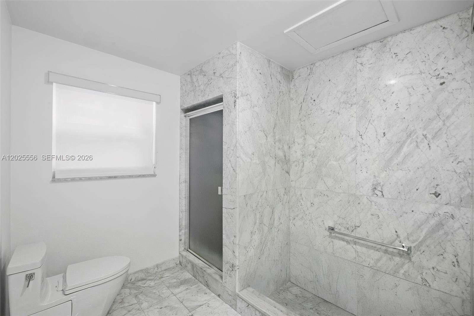 4925 Collins Avenue 1a Property Photo 16