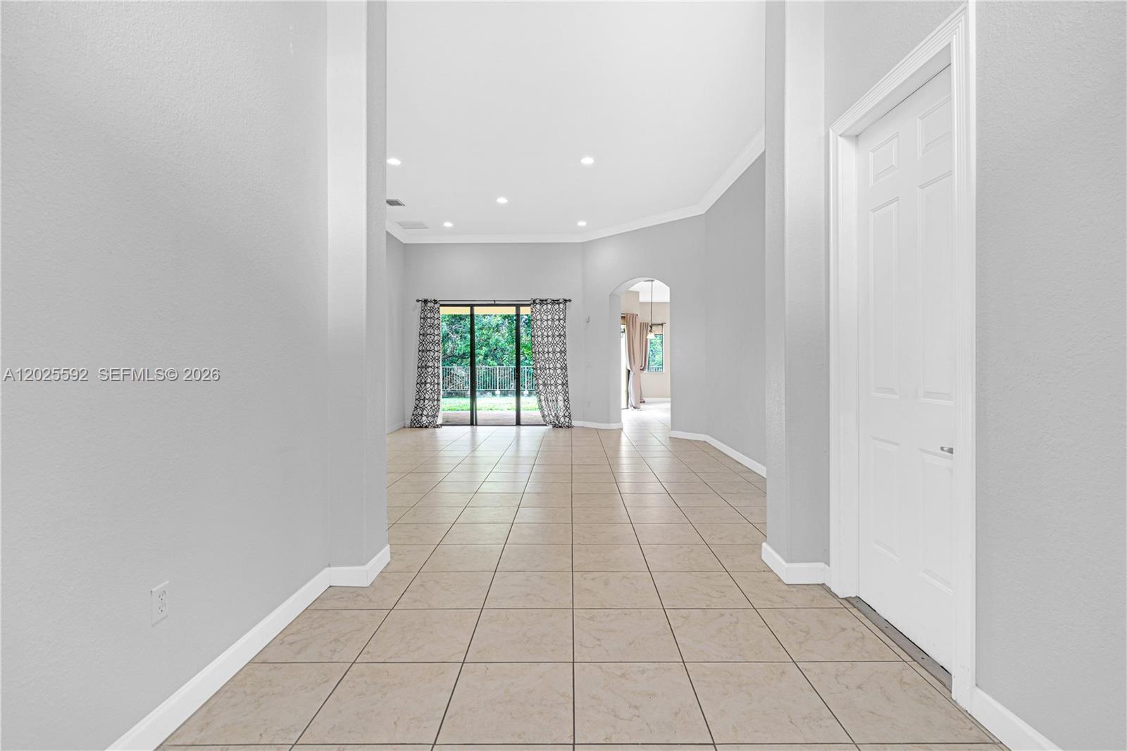 A12025592 Property Photo 9