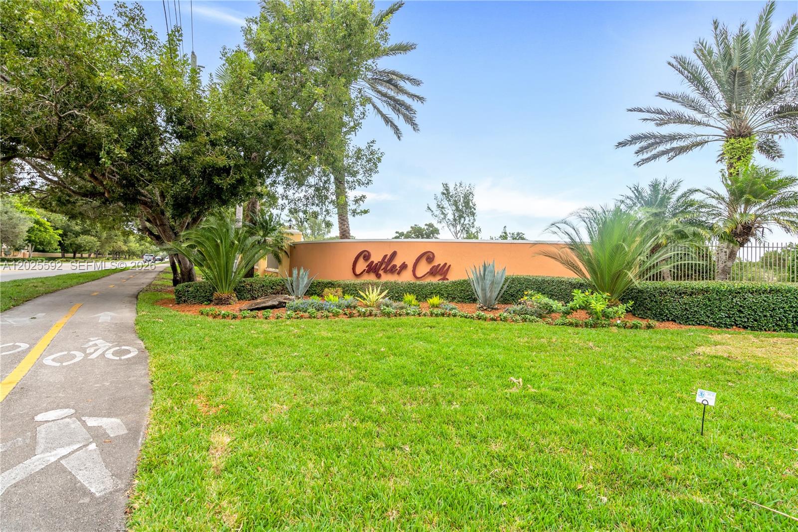 A12025592 Property Photo 34
