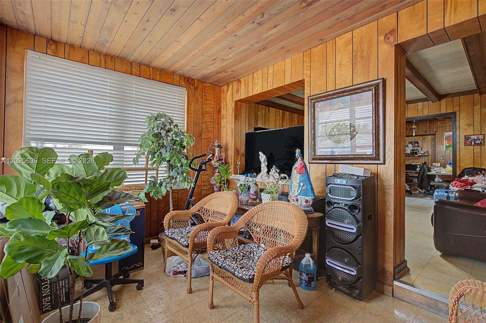 A12025639 Property Photo 7