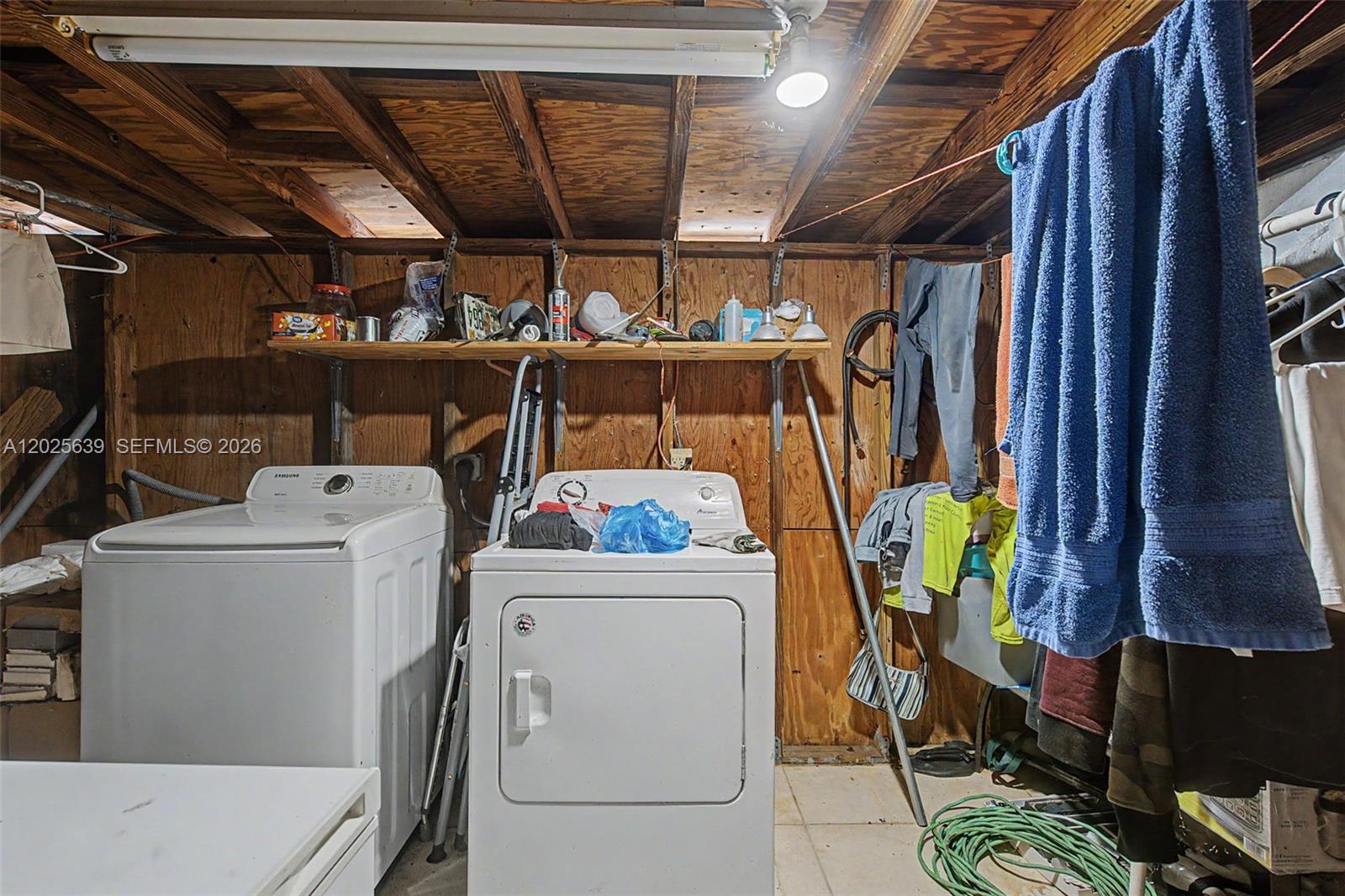 A12025639 Property Photo 18