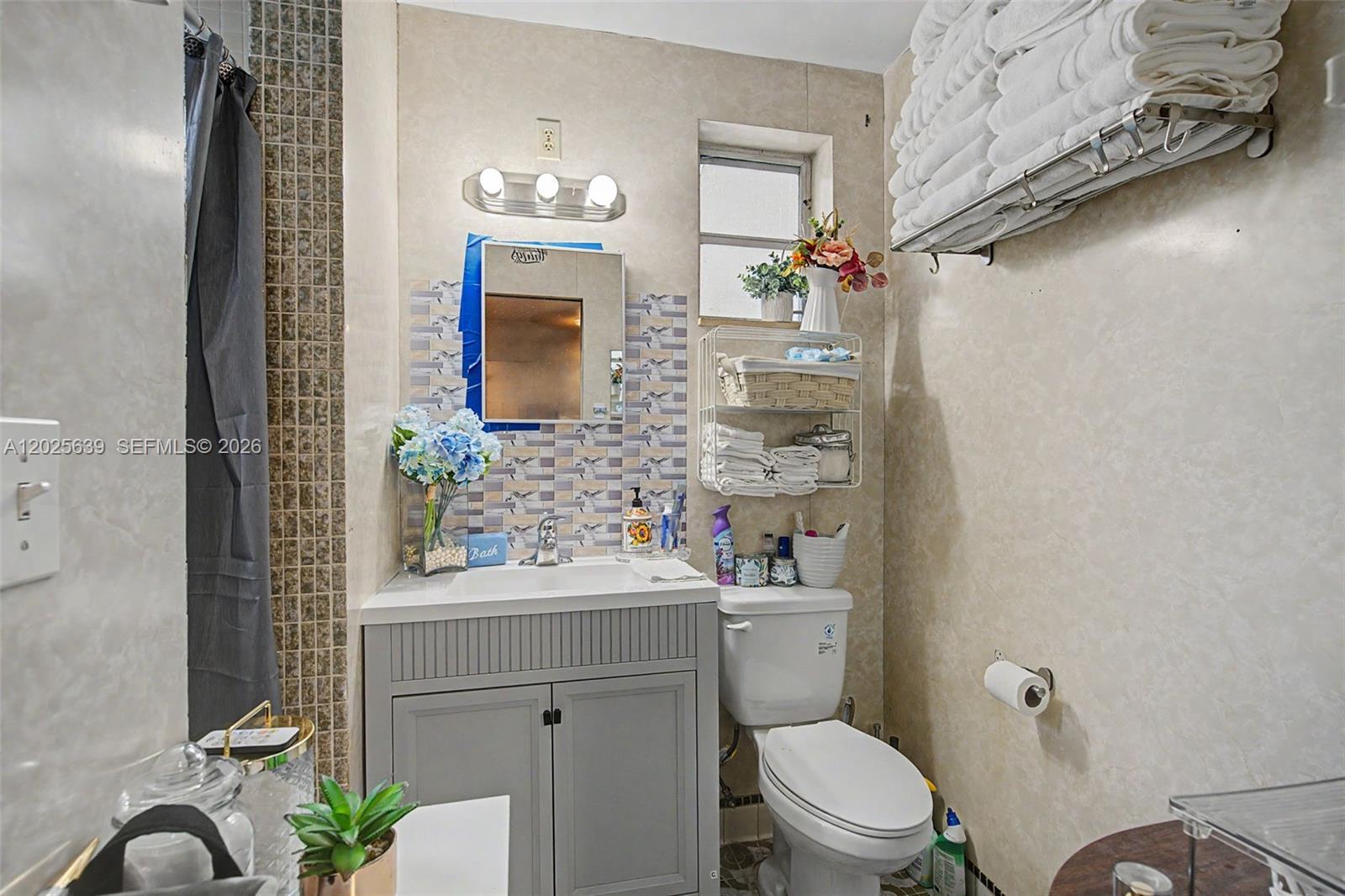 A12025639 Property Photo 23