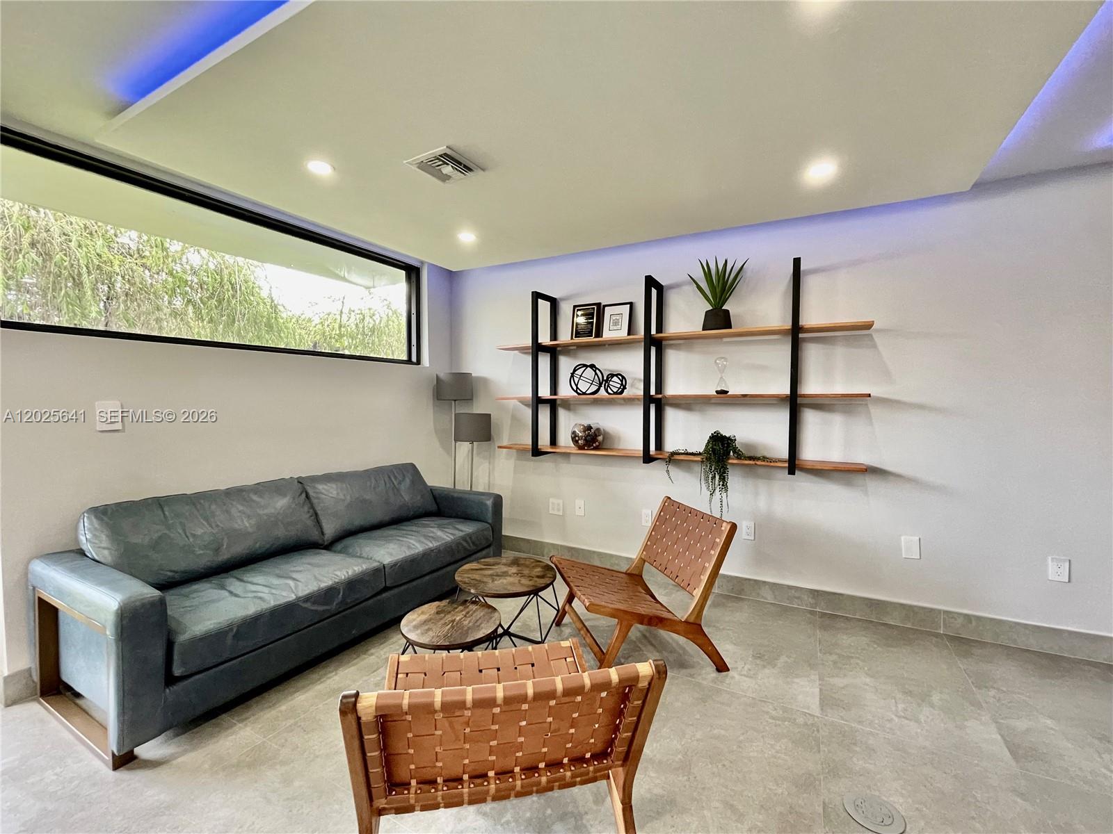 6280 W Atlantic Boulevard Property Photo 7