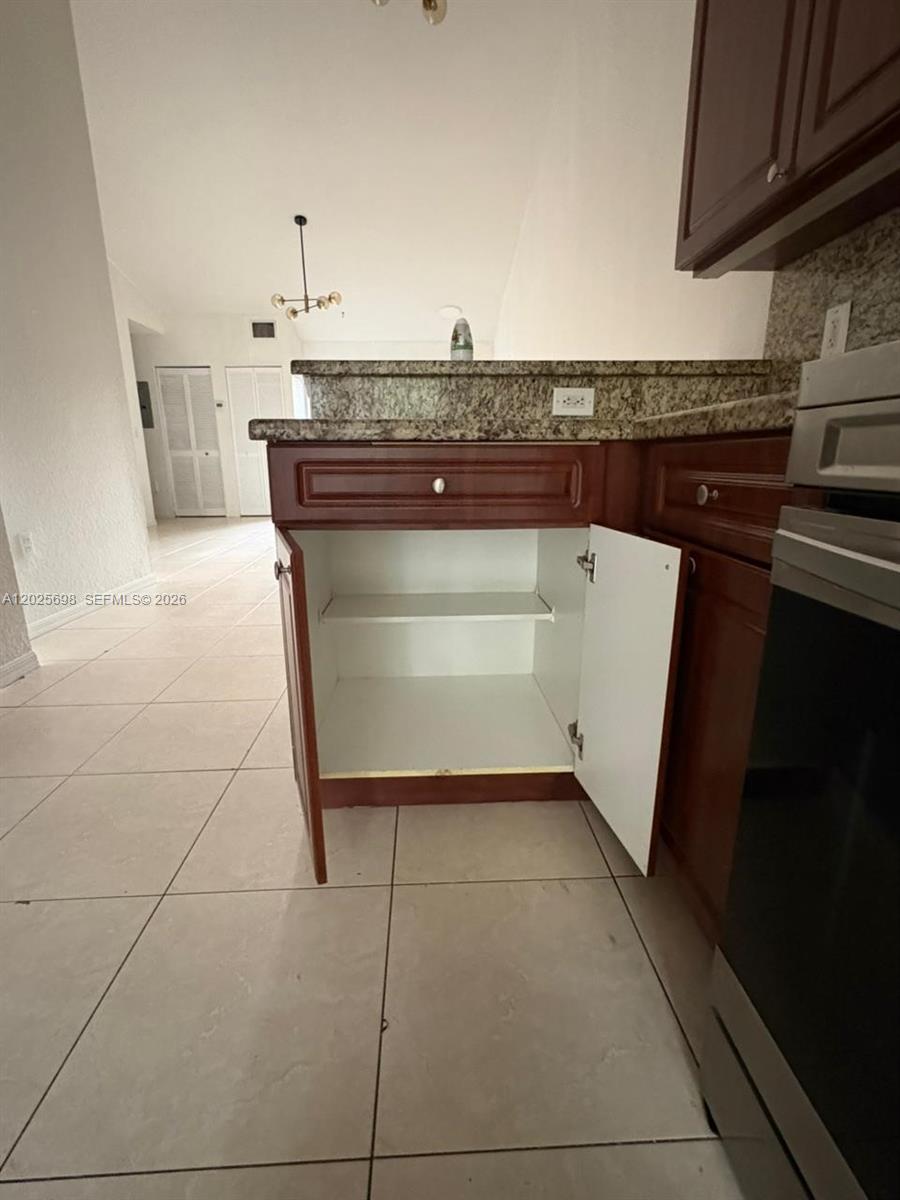 117 Se 3rd Avenue 7 Property Photo 12