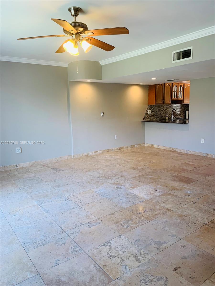 1651 Ne 115th Street 21c Property Photo 1