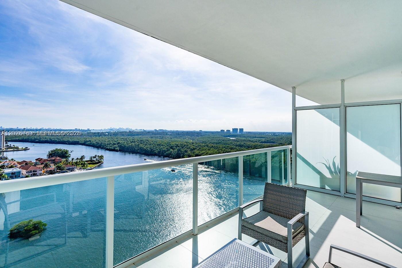 400 Sunny Isles Boulevard 1804 Property Photo 4