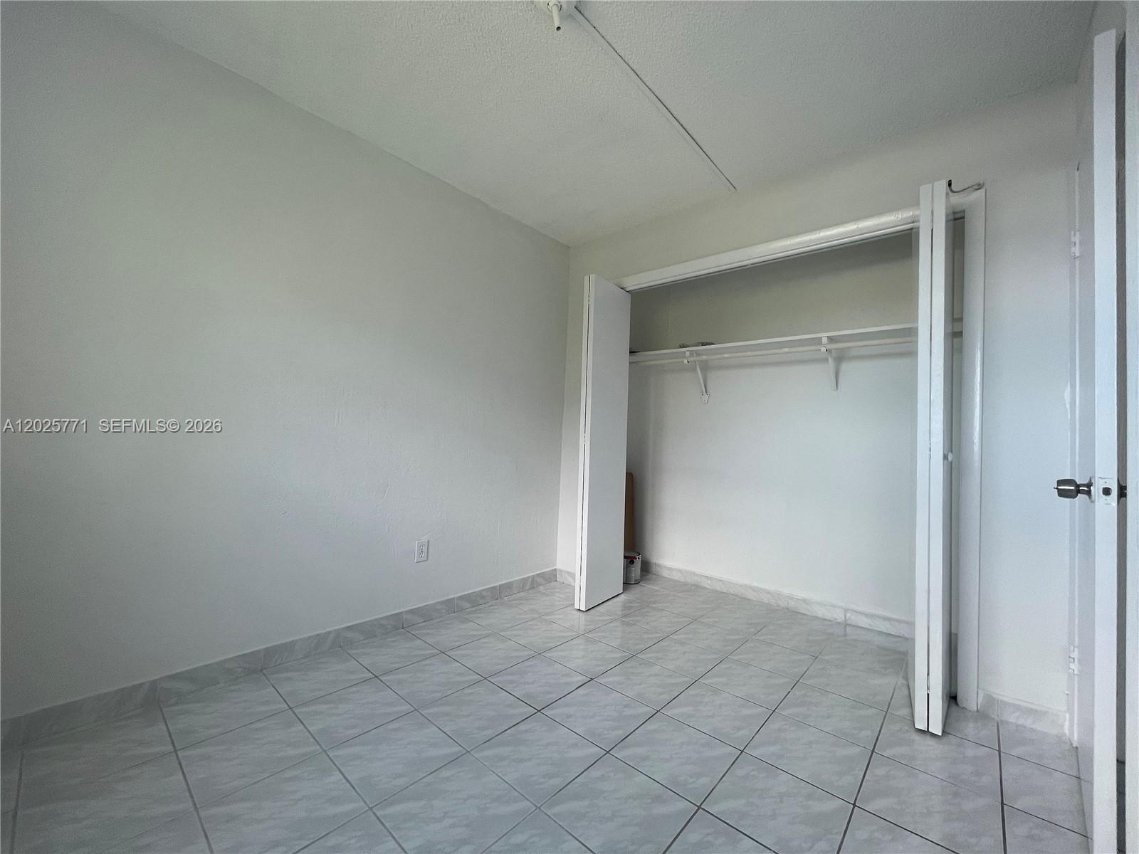 2201 Brickell Avenue 73 Property Photo 17