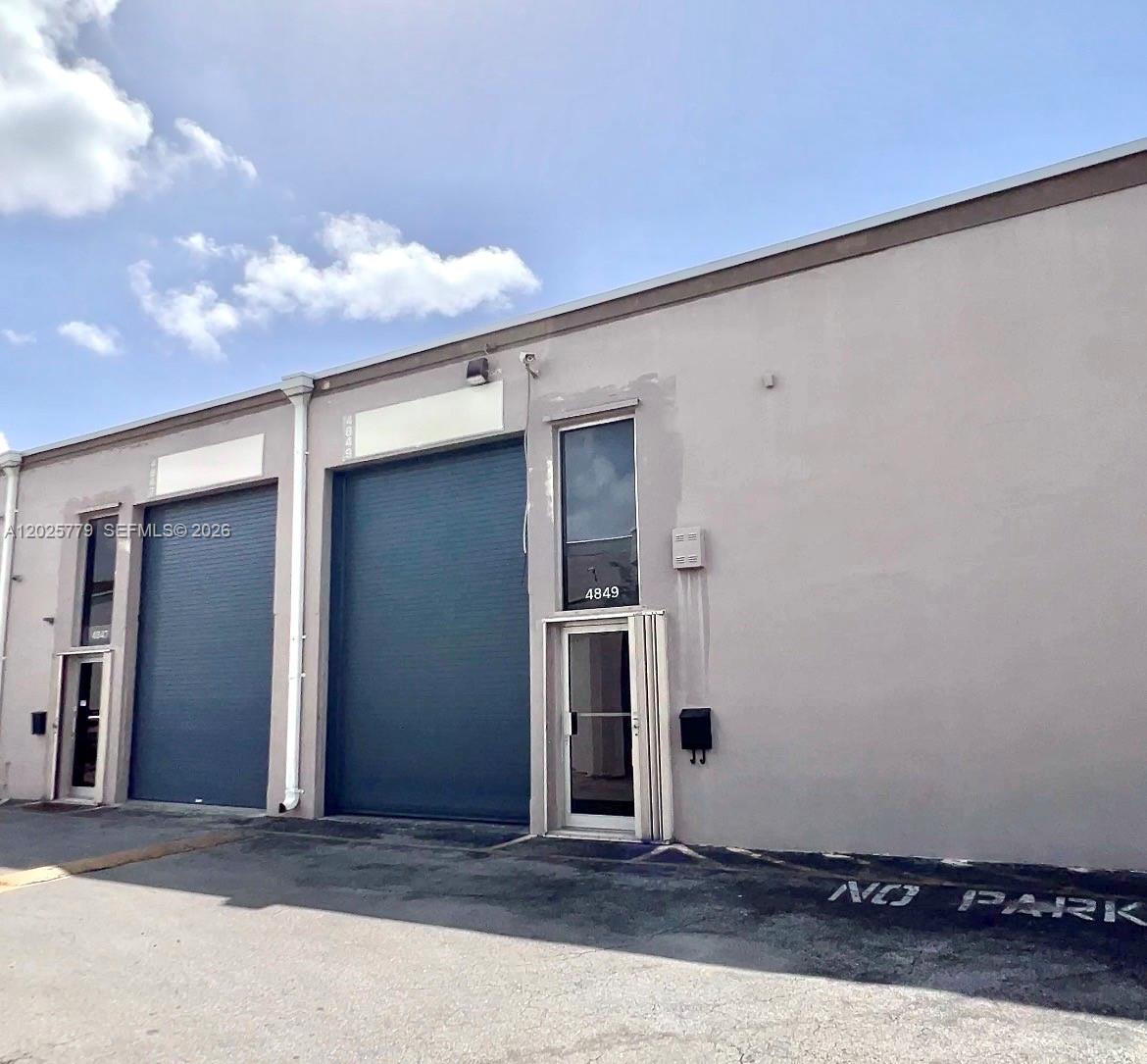 A12025779 Property Photo 4