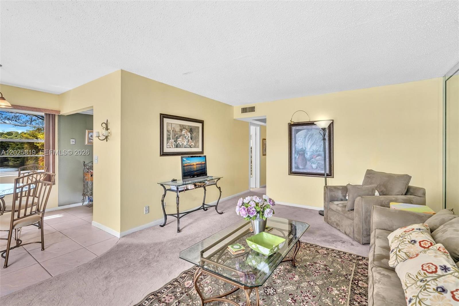 117 Westbury E 117 Property Photo 5