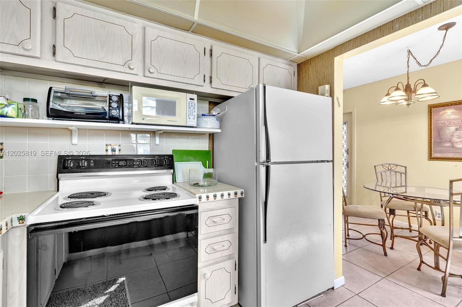 117 Westbury E 117 Property Photo 12