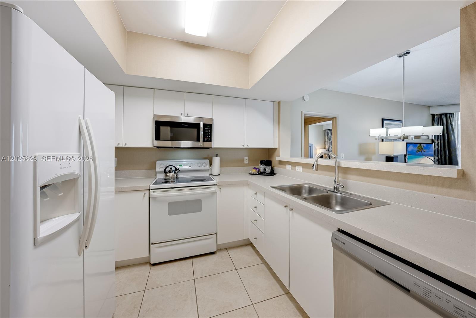 17375 Collins Avenue 2403 Property Photo 5