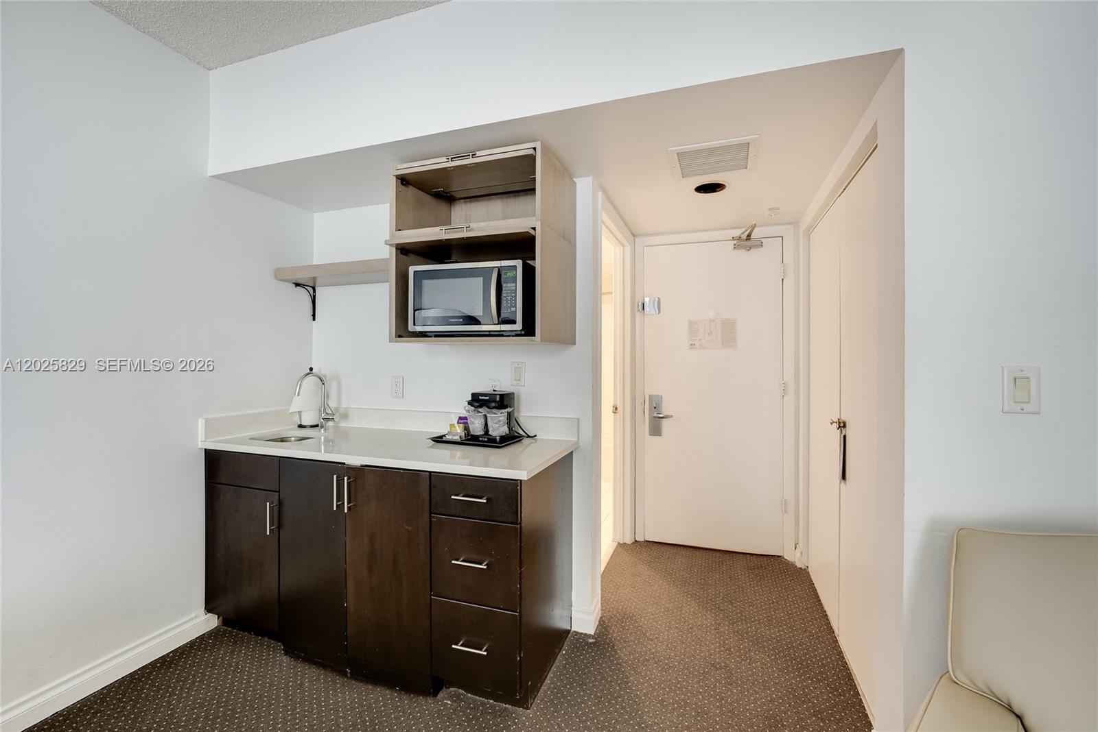 17375 Collins Avenue 2403 Property Photo 6