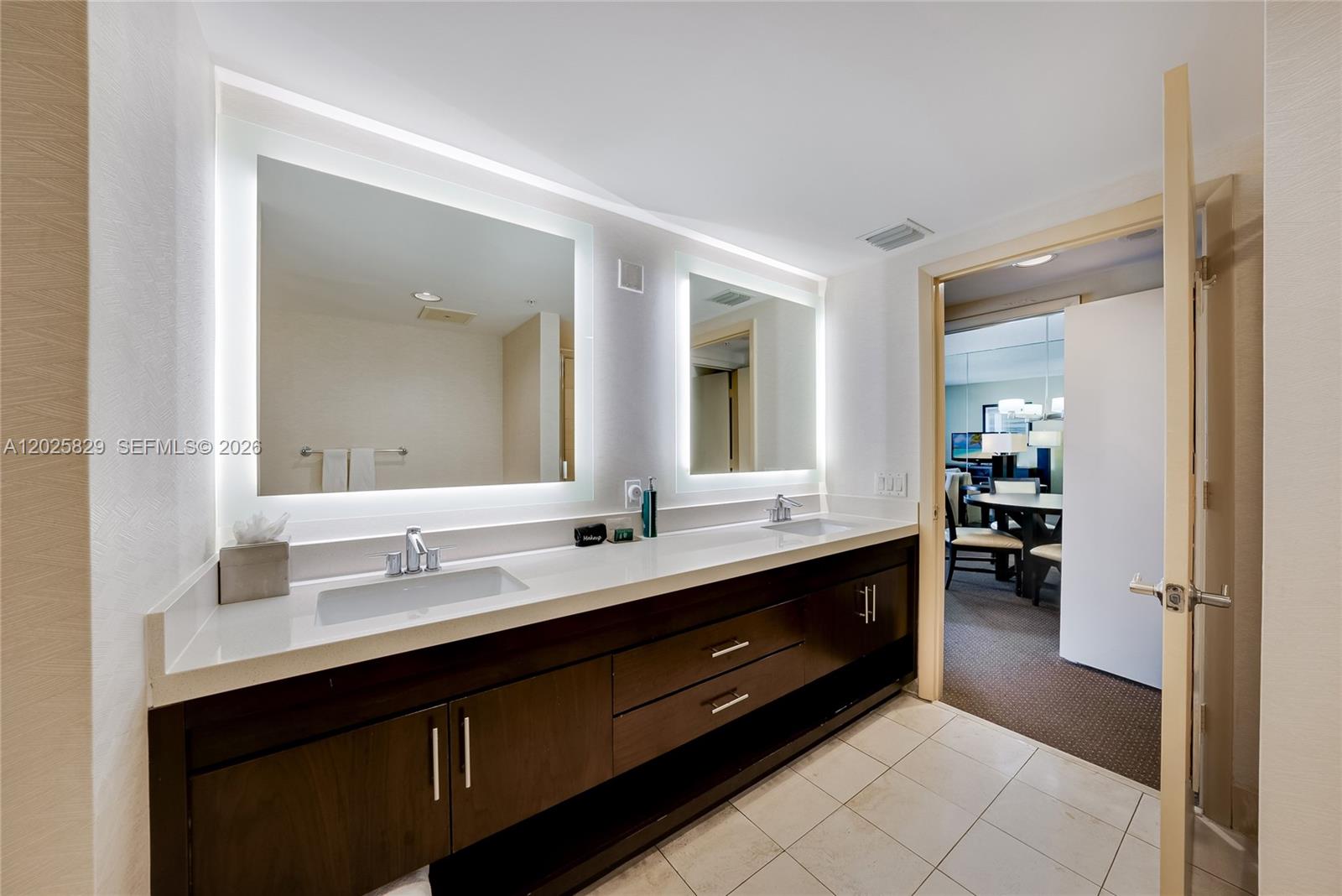 17375 Collins Avenue 2403 Property Photo 9