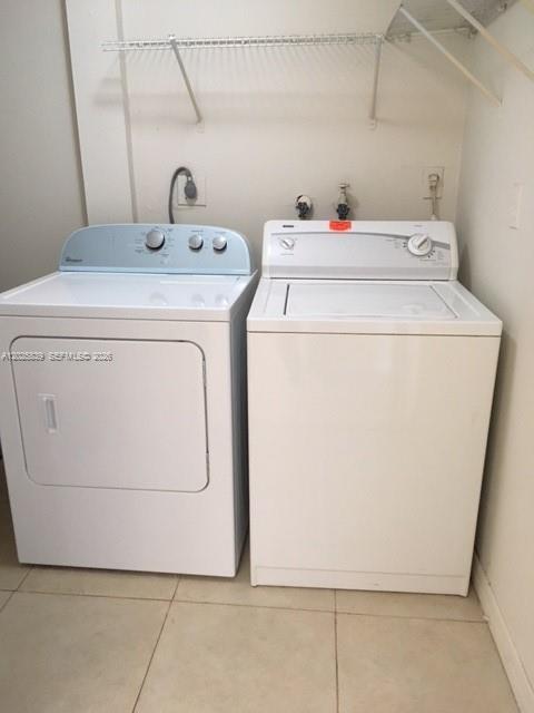 9351 Fontainebleau Boulevard B214 Property Photo 7